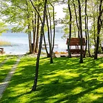 Ferienhaus Caloroczne Cameo Nad Jeziorem Zarnowieckim *
