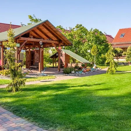 Caloroczne Cameo Nad Jeziorem Zarnowieckim Tatil Evi Lubkowo