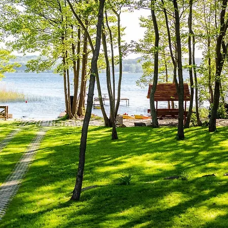 Tatil Evi Caloroczne Cameo Nad Jeziorem Zarnowieckim *