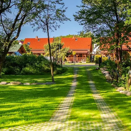 Caloroczne Cameo Nad Jeziorem Zarnowieckim Tatil Evi *