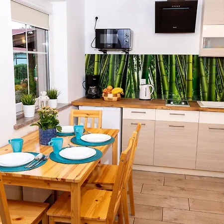 Caloroczne Cameo Nad Jeziorem Zarnowieckim