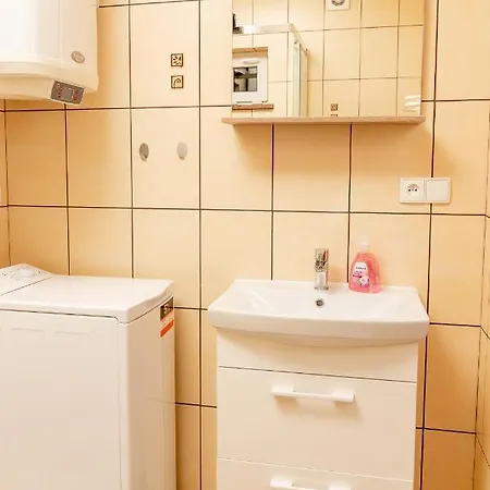 Caloroczne Cameo Nad Jeziorem Zarnowieckim Tatil Evi Lubkowo