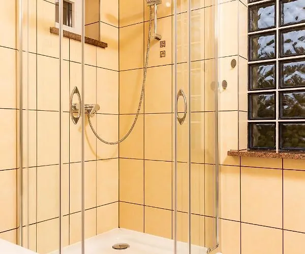 Сasa de vacaciones Caloroczne Cameo Nad Jeziorem Zarnowieckim *